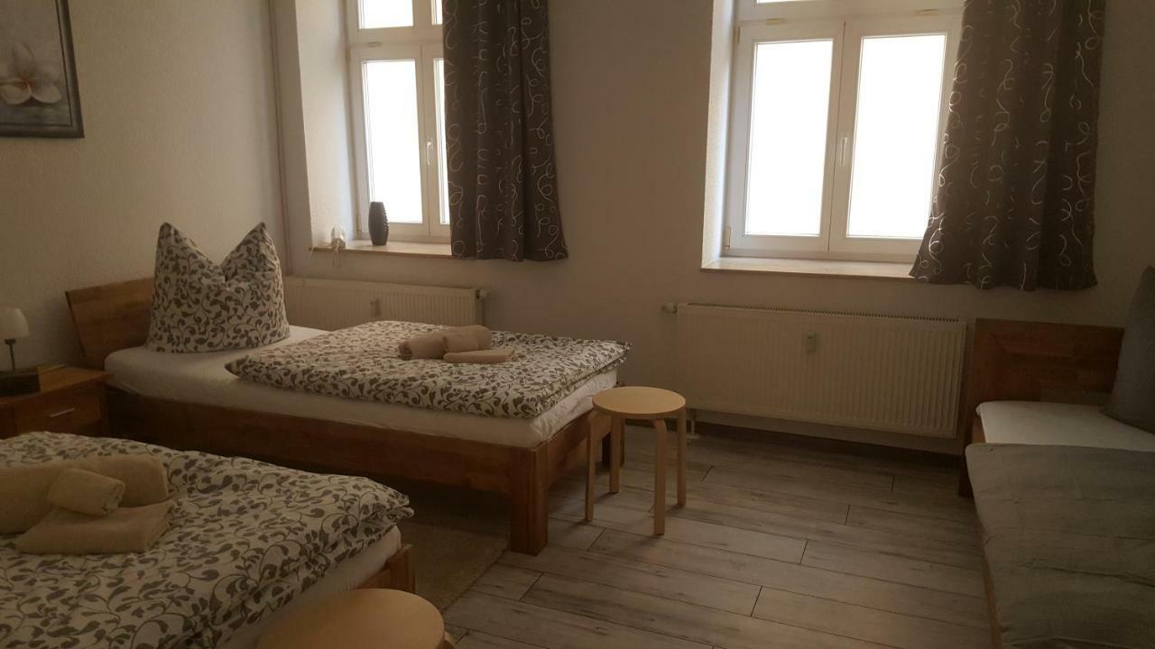 Ferienwohnung Am Marktplatz Eisenhüttenstadt Exterior foto